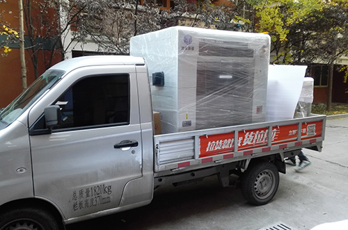 寧波客戶SMT設(shè)備專車送貨，貨到上門安裝調(diào)試